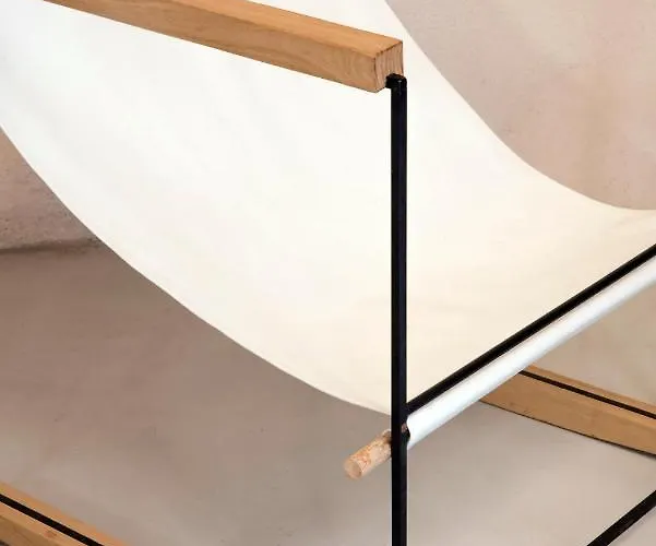 アパートホテル Ecosuites トロニ