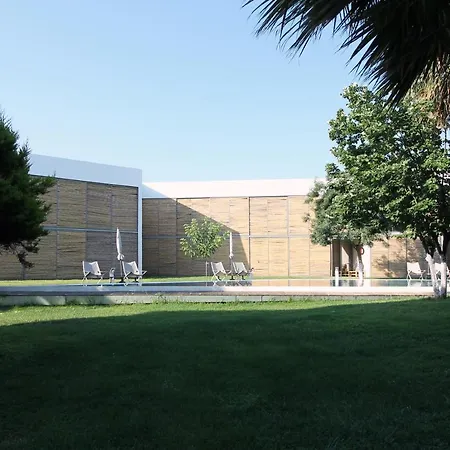 Ecosuites מלון דירות
