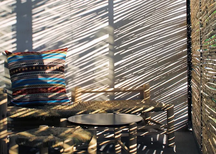 מלון דירות Ecosuites 4*