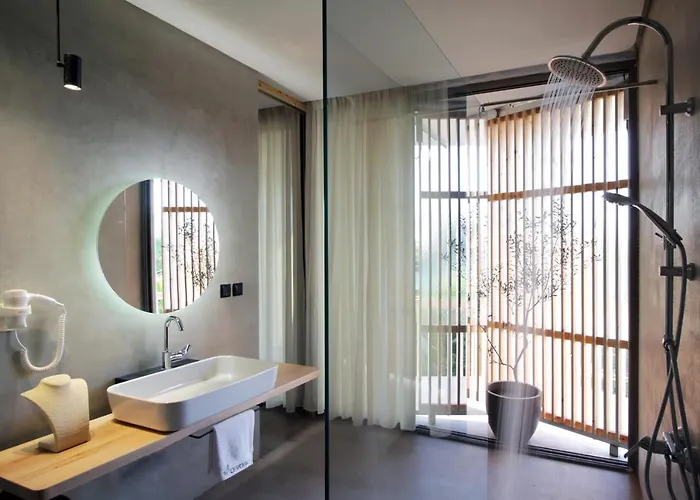Ecosuites トロニ