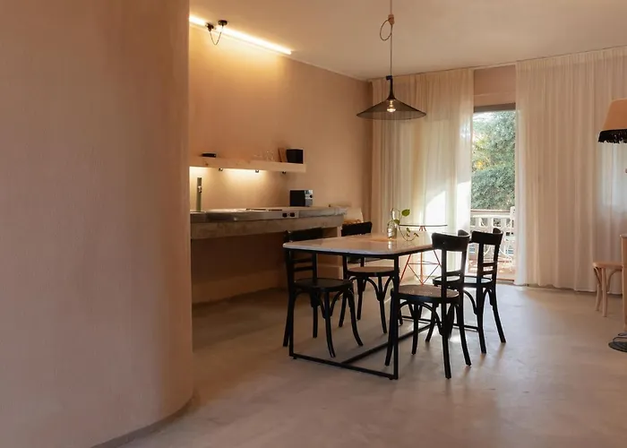 Ecosuites トロニ